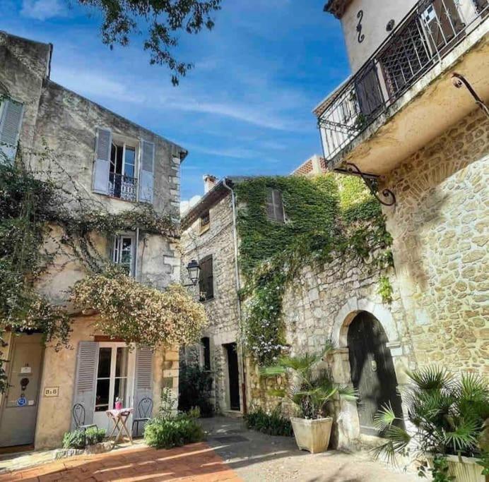L Appartement De Manon, Centre Historique Du Vieil Antibes Exterior photo
